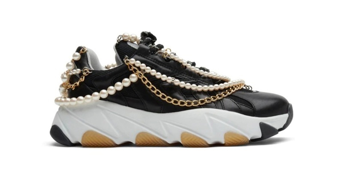 タナナ Luxurious Chains and Pearls Adorn the Junya Watanabe ASH